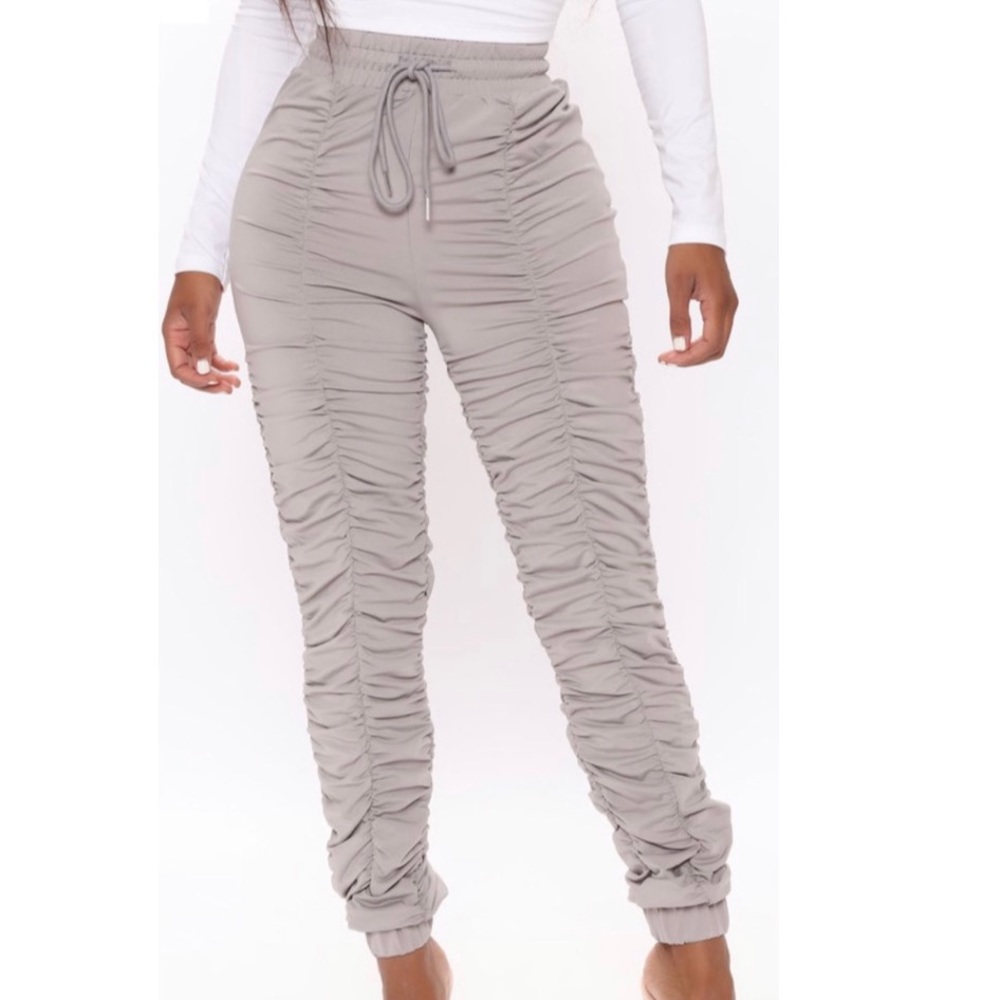 Fashion nova ruched tie waste pant